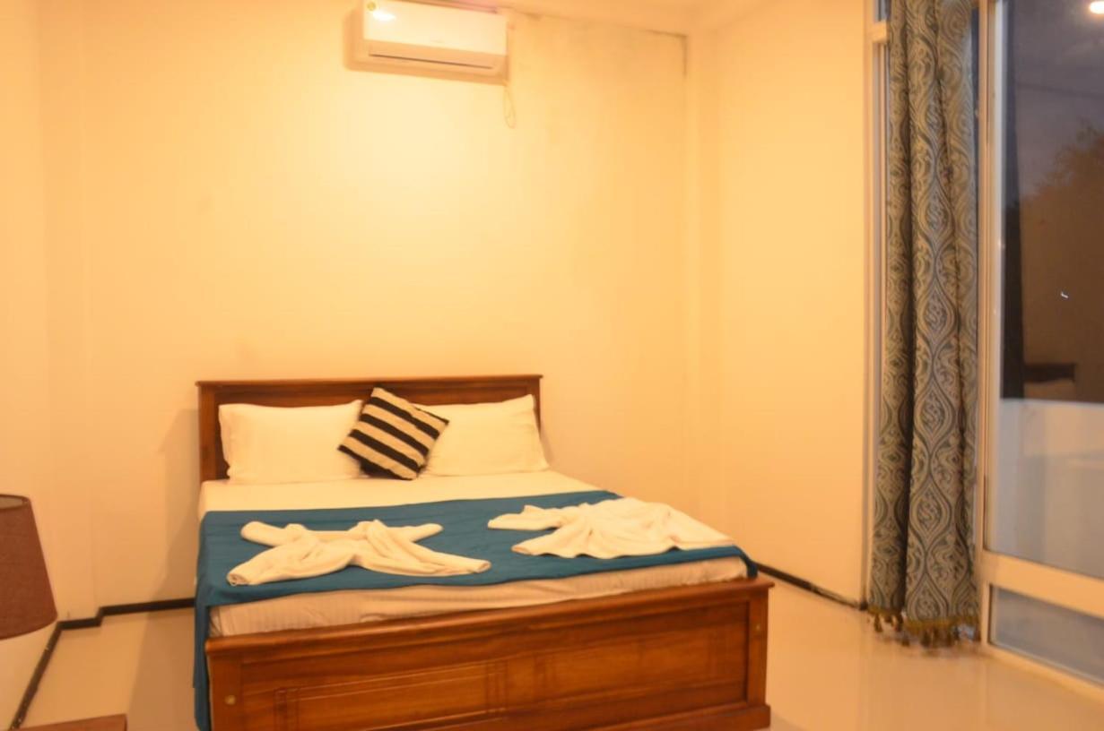 Vidushi Home Minuwangoda Luaran gambar