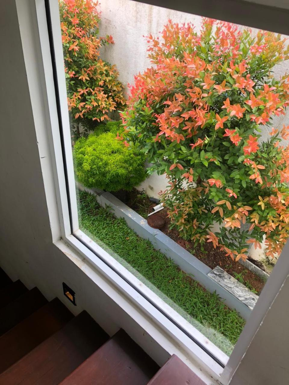 Vidushi Home Minuwangoda Luaran gambar